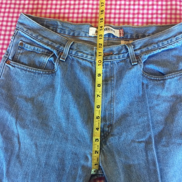Levi’s 550 Relaxed Fit - Picture 4 of 7